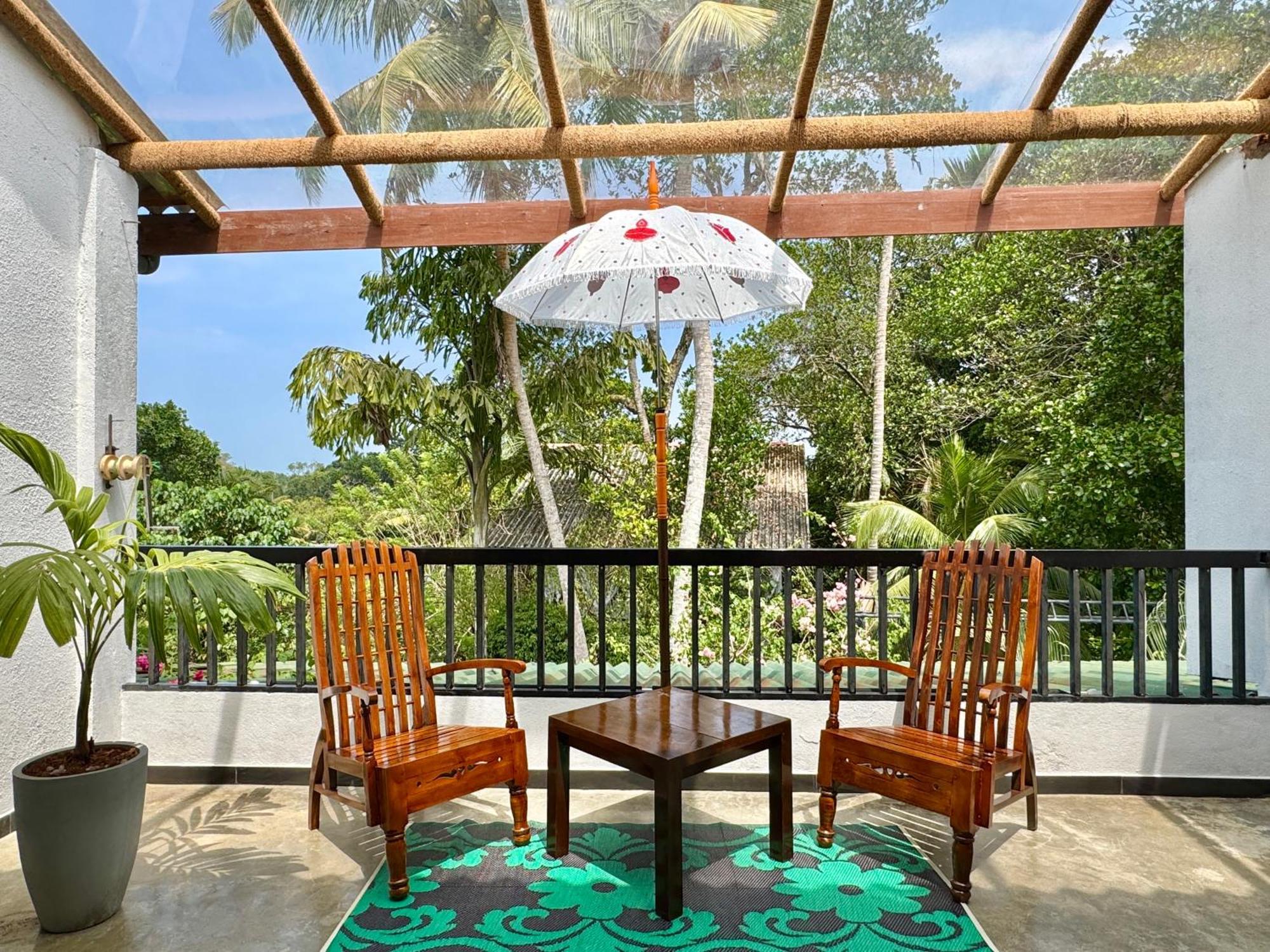 Swastha Ayurveda Villa Hikkaduwa Exterior foto