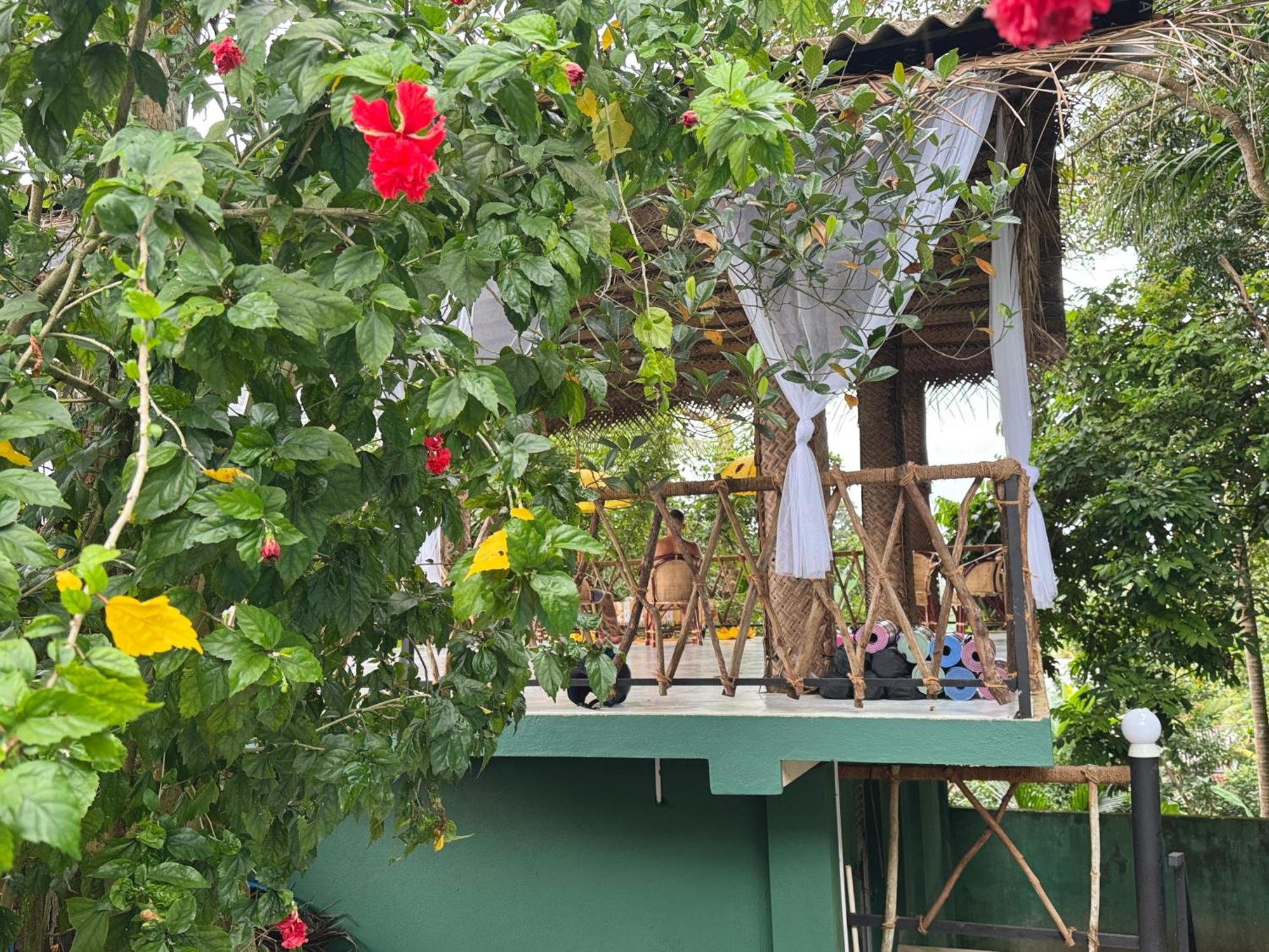 Swastha Ayurveda Villa Hikkaduwa Exterior foto
